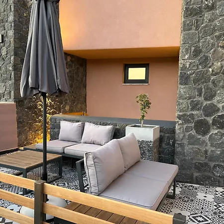 Apartment Golden Moments Luxury Stone C Messaria (Santorini)